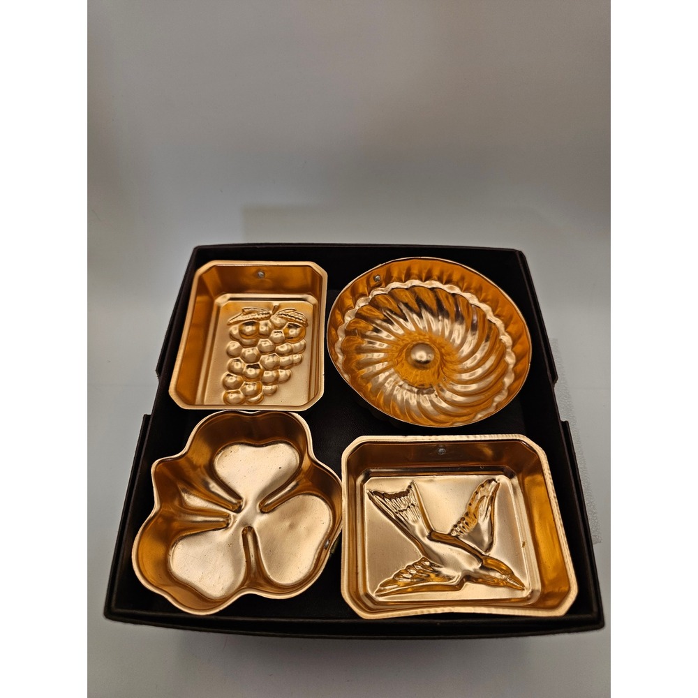 Vintage Copper Mini Molds Set of 4 Grapes Bundt Clover Bird Wall Decor Kitchen